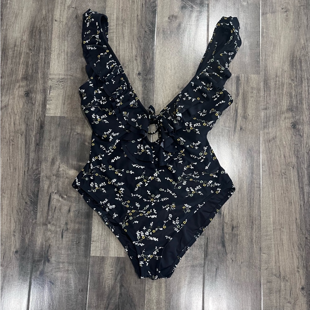 Michael Kors floral ruffled one piece swimsuit women’s size 12